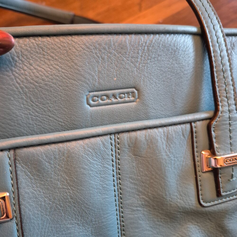 Handbag - Picture 2 of 5